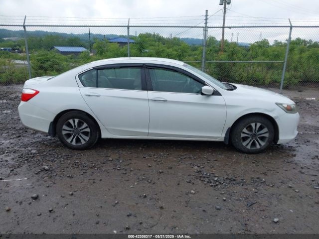1HGCR2F30FA123933 Honda ACCORD LX