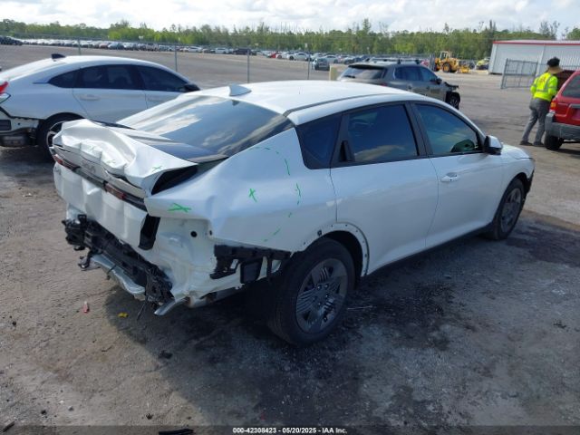 3KPFT4DE1SE083270 KIA K4 Lx