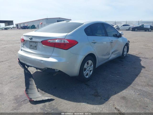 KNAFK4A68G5611791 KIA FORTE LX
