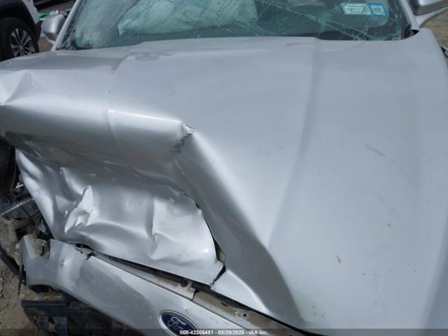 3FA6P0HD6GR401615 Ford FUSION SE