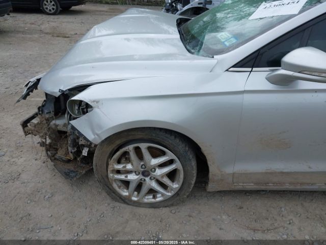 3FA6P0HD6GR401615 Ford FUSION SE