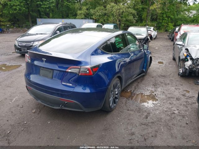 2024 TESLA MODEL Y 7SAYGDEF1RA265382 Photo 3