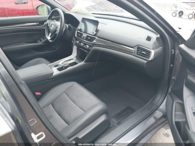 1HGCV2F3XKA002879 Honda Accord Sport 2.0t