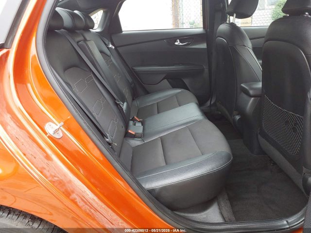 3KPF34AD3LE260009 KIA Forte Gt-line
