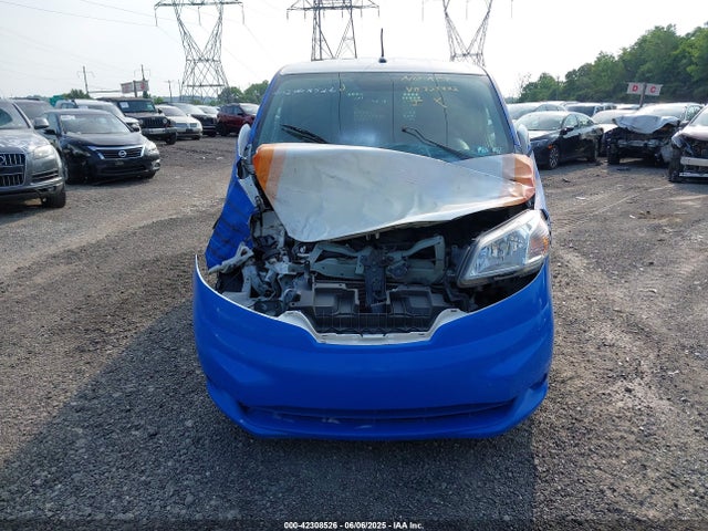 3N6CM0KNXFK723332 Nissan 2015