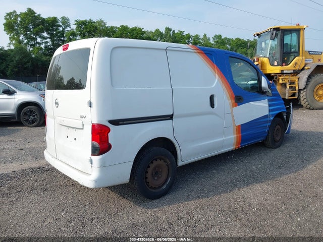 3N6CM0KNXFK723332 Nissan 2015