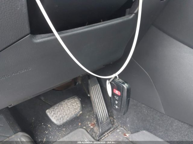 2T3W1RFV3MW128216 Toyota Rav4 Xle