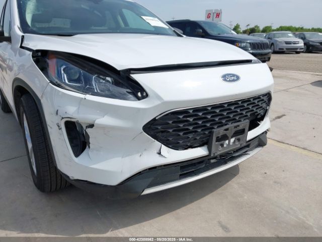 2022 FORD ESCAPE 1FMCU0G65NUA44597 Photo 5