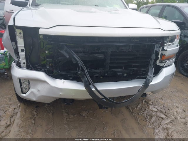 1GCVKREC5JZ187496 Chevrolet Silverado 1500 2lt