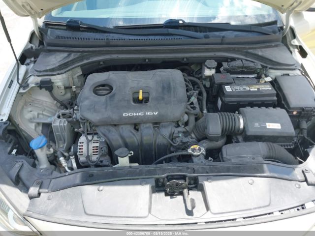 5NPD84LF2JH305697 Hyundai Elantra Value Edition