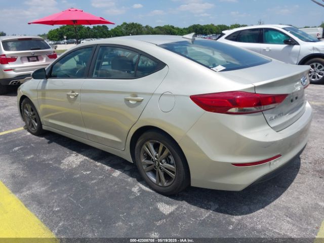 5NPD84LF2JH305697 Hyundai Elantra Value Edition