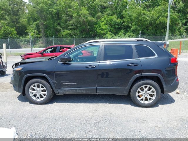 1C4PJMCB0EW172484 Jeep Cherokee Latitude
