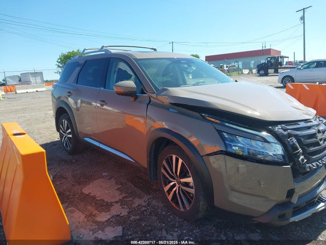 5N1DR3DH5RC236532 Nissan Pathfinder Platinum Fwd