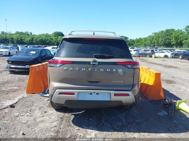 5N1DR3DH5RC236532 Nissan Pathfinder Platinum Fwd
