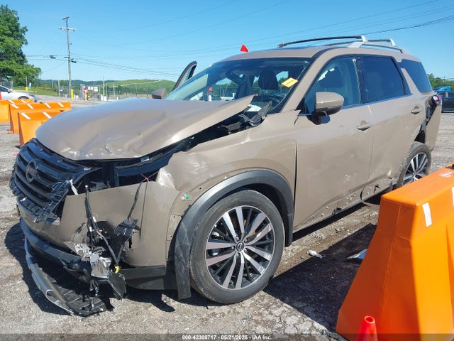 5N1DR3DH5RC236532 Nissan Pathfinder Platinum Fwd