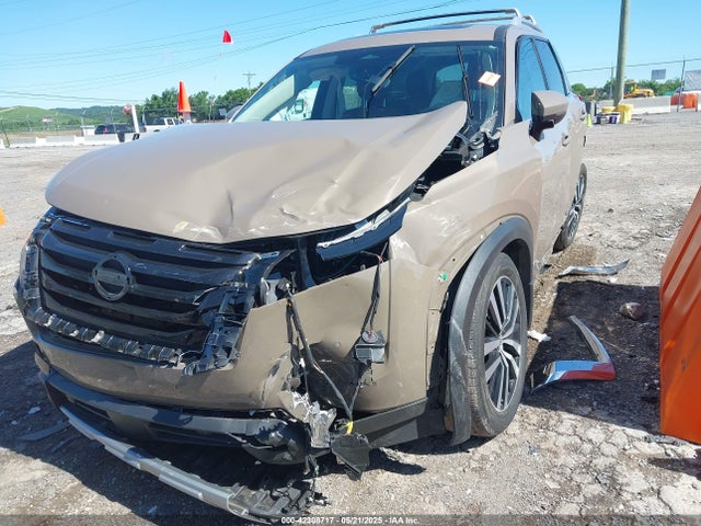 5N1DR3DH5RC236532 Nissan Pathfinder Platinum Fwd