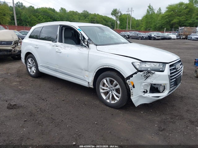 2019 AUDI Q7 WA1LAAF78KD008289 Photo 0