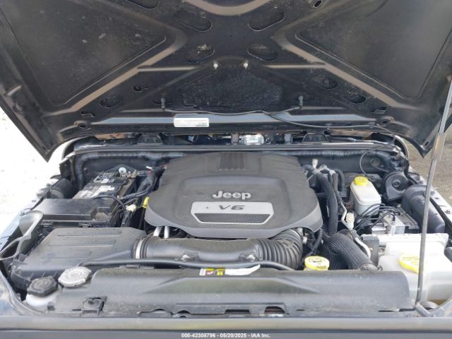 1C4BJWDG9GL292093 Jeep Wrangler Unlimited Sport
