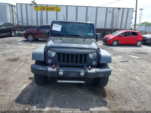 1C4BJWDG9GL292093 Jeep Wrangler Unlimited Sport