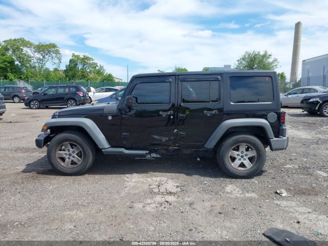 1C4BJWDG9GL292093 Jeep Wrangler Unlimited Sport