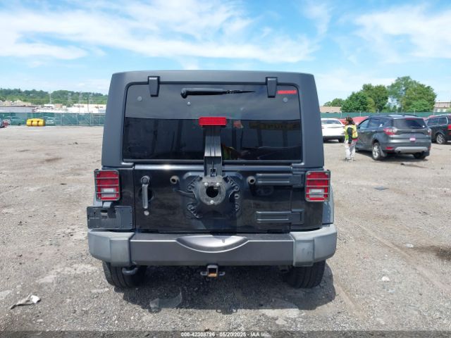1C4BJWDG9GL292093 Jeep Wrangler Unlimited Sport