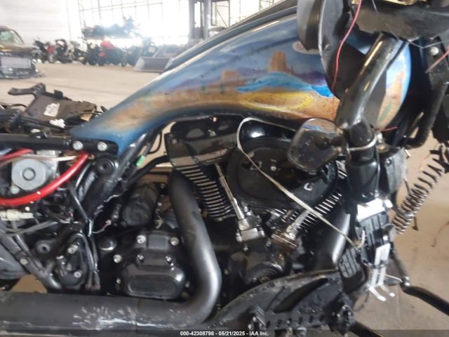 2022 HARLEY-DAVIDSON FLTRXS 1HD1KTP19NB635307 Photo 7