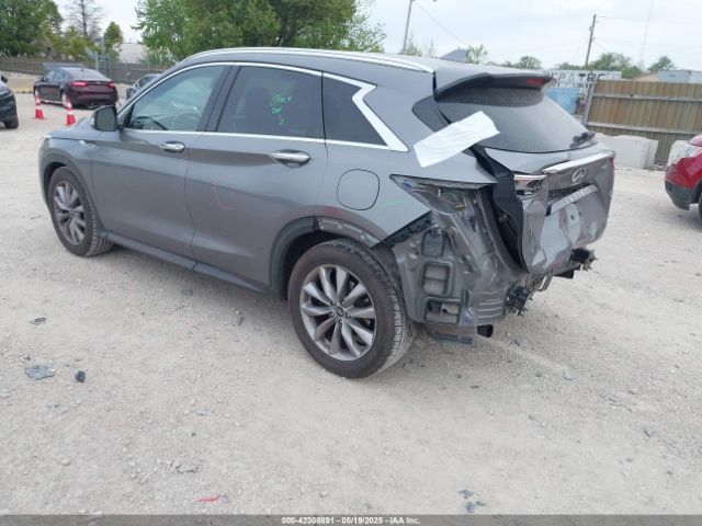 2019 INFINITI QX50 3PCAJ5M19KF135211 Photo 2