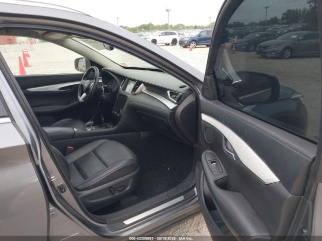 2019 INFINITI QX50 3PCAJ5M19KF135211 Photo 4