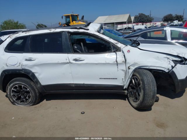 1C4PJMBX8KD258582 Jeep 2019