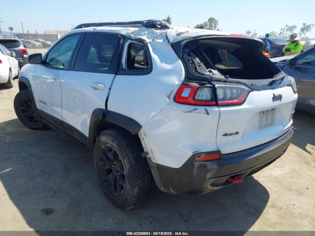 1C4PJMBX8KD258582 Jeep 2019