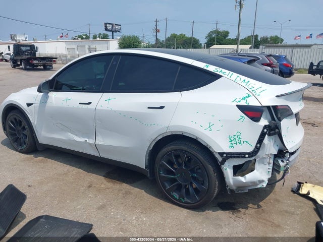 2021 TESLA MODEL Y 5YJYGDEE5MF124010 Photo 2
