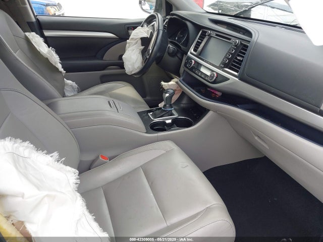 5TDJZRFH4HS430070 Toyota Highlander Se/xle