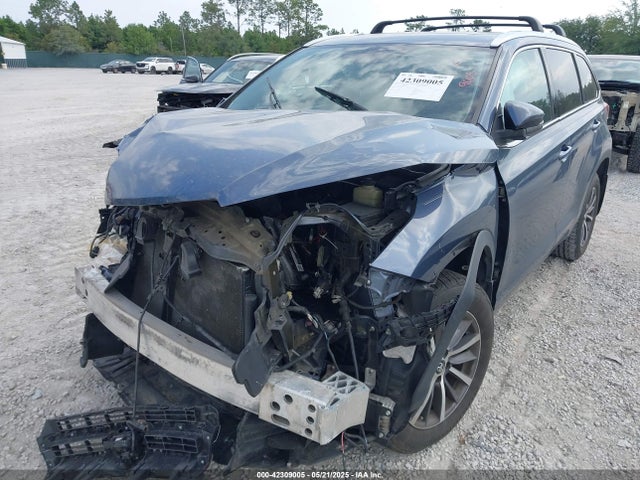5TDJZRFH4HS430070 Toyota Highlander Se/xle