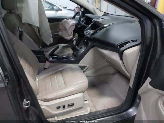 1FMCU9J90GUB35593 Ford 2016