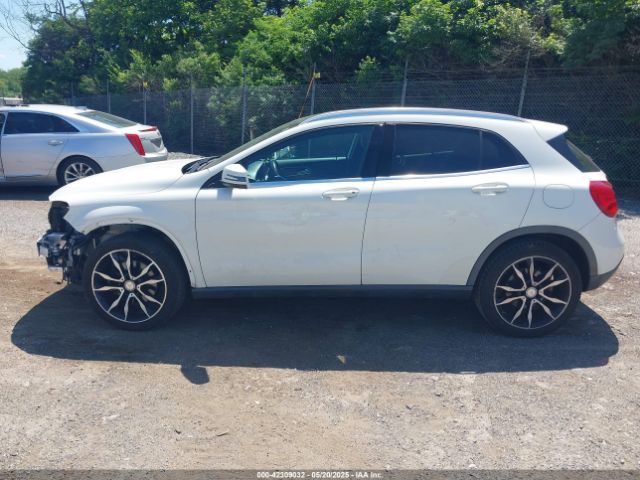 WDCTG4EBXFJ185262 Mercedes-Benz GLA 250