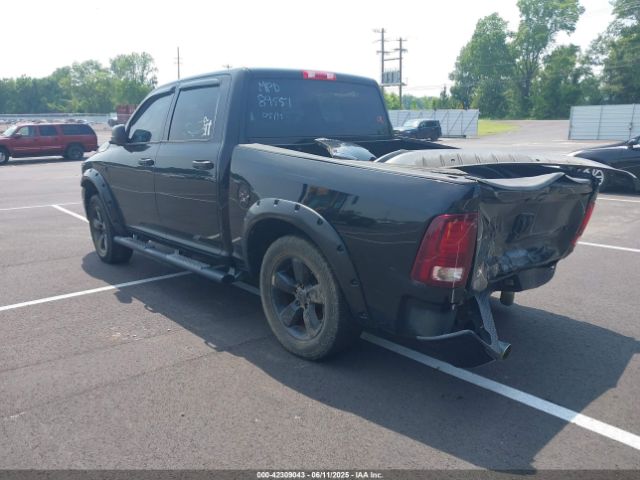 2014 RAM 1500 3C6RR7KT2EG331864 Photo 2