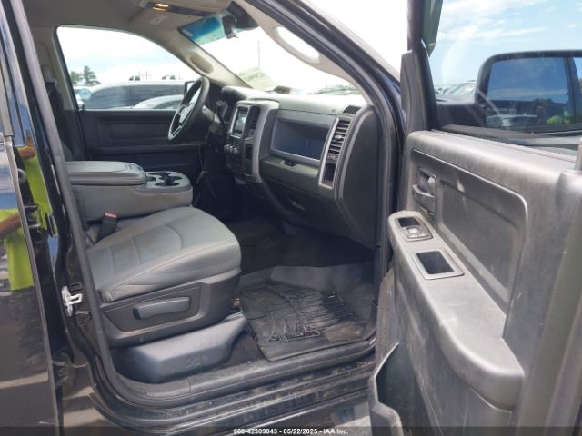 2014 RAM 1500 3C6RR7KT2EG331864 Photo 4
