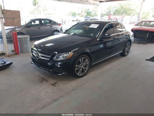 2016 MERCEDES-BENZ C 300 55SWF4JBXGU174572 Photo 1