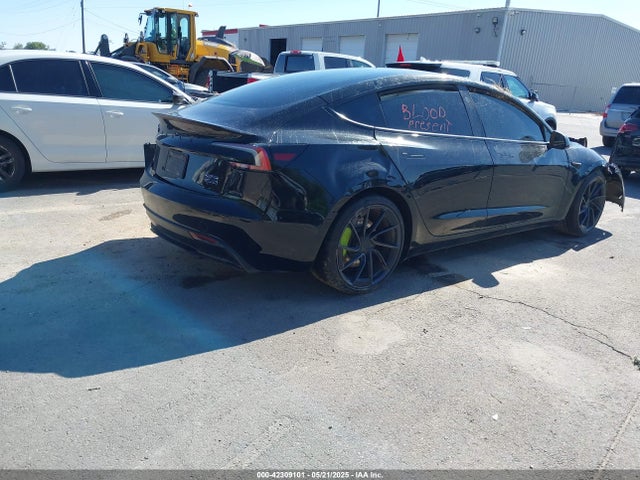 2024 TESLA MODEL 3 5YJ3E1ET3RF789461 Photo 3