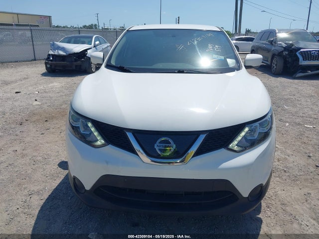 JN1BJ1CR6KW330198 Nissan Rogue Sport S