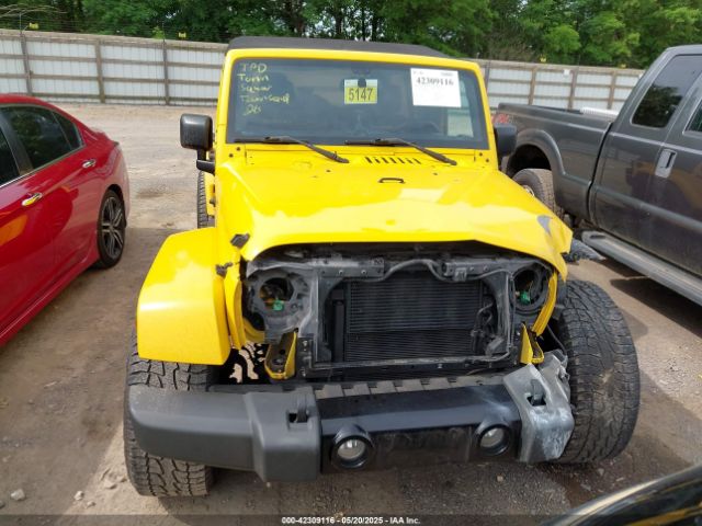 1C4BJWEG2FL578154 Jeep Wrangler Unlimited Sahara