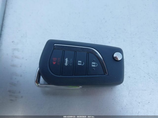 5YFB4MDE4PP045288 Toyota COROLLA LE