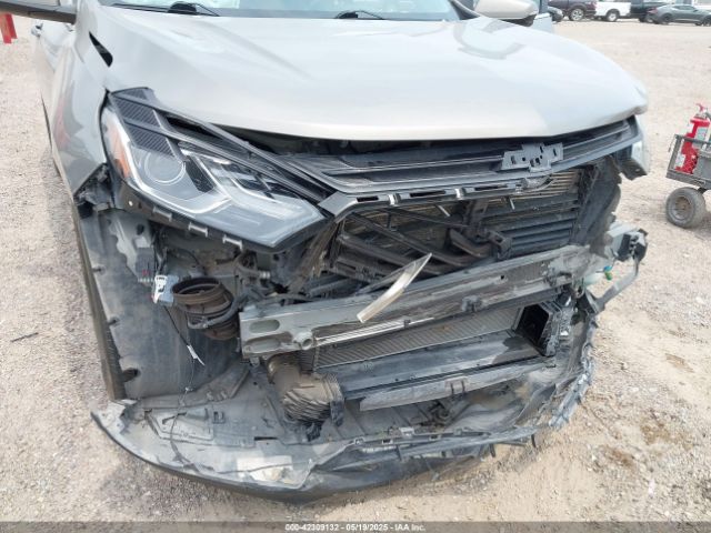 3GNAXJEV1JS526049 Chevrolet EQUINOX LT