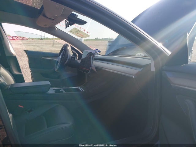 2023 TESLA MODEL 3 5YJ3E1EA4PF646434 Photo 4