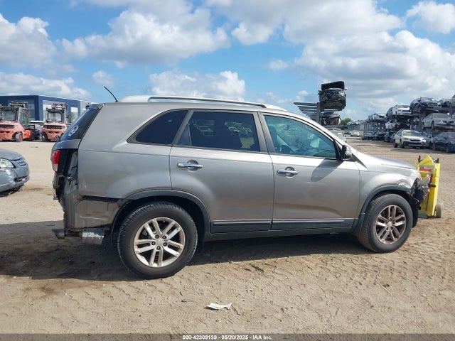 5XYKT3A64FG657620 KIA SORENTO LX