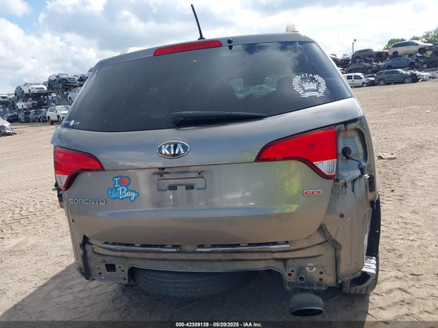5XYKT3A64FG657620 KIA SORENTO LX