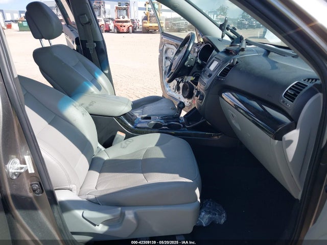 5XYKT3A64FG657620 KIA SORENTO LX