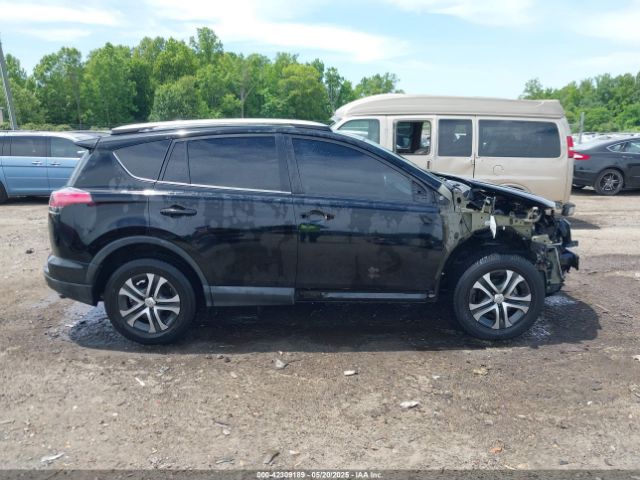 2T3ZFREV5JW504555 Toyota RAV4 LE