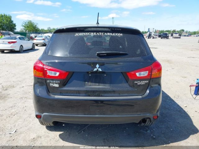 JA4AP3AU1GZ061148 Mitsubishi Outlander Sport 2.0 Es