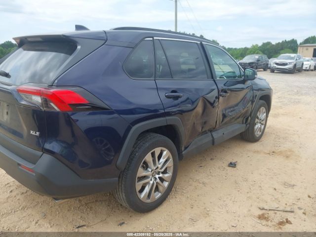 2T3C1RFV9PW288866 Toyota Rav4 Xle Premium